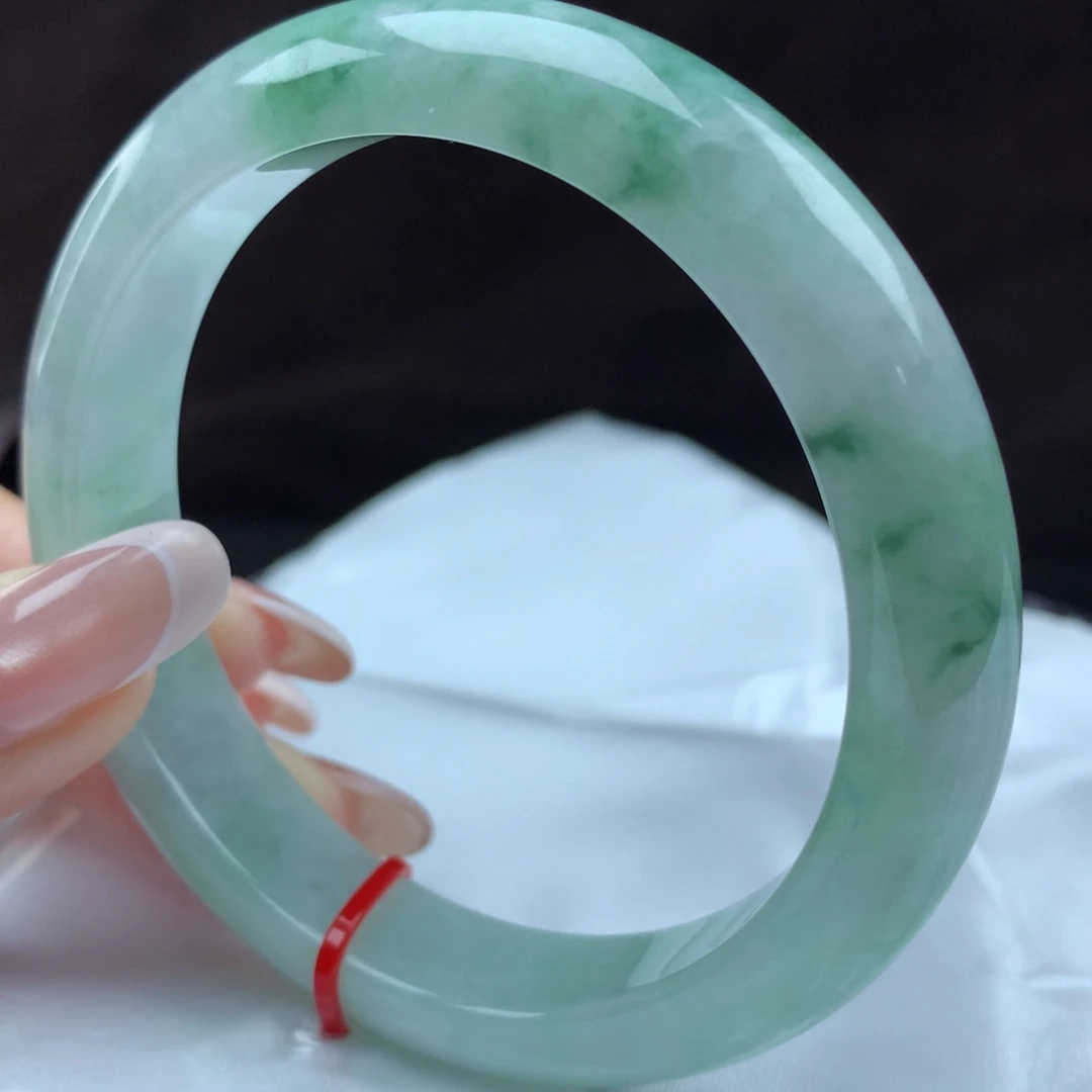 翡翠手镯未镶嵌23110，