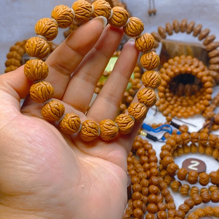 吊坠桃核地球仪单圈