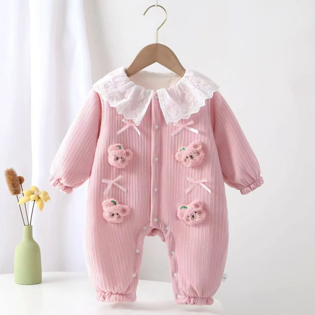 婴幼儿春秋长袖双层四只小熊女宝洋气连体衣外出服