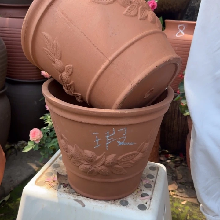 紫砂花盆口30高26宜兴土陶瑕疵粗糙