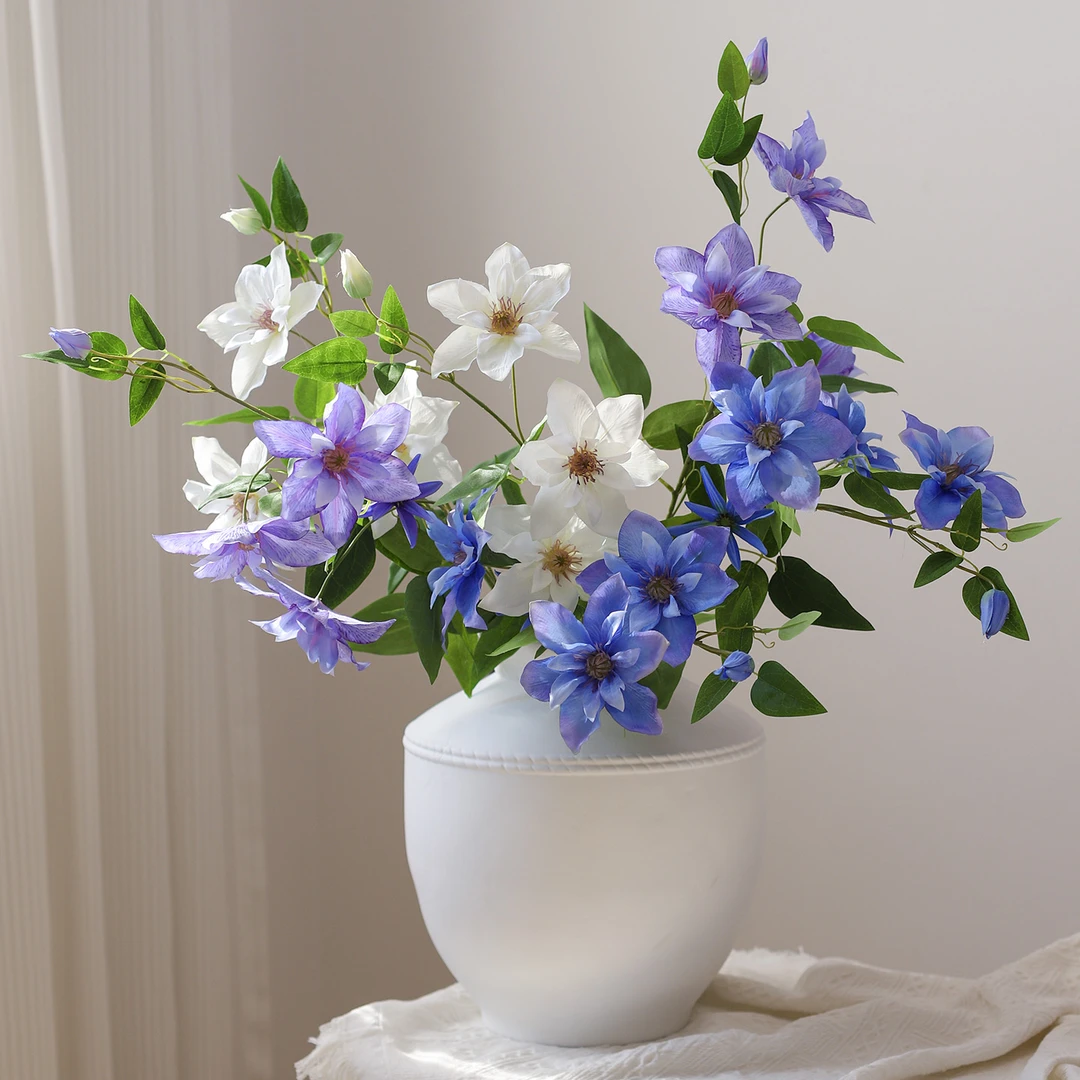 铁线莲仿真花客厅桌面花艺装饰摆件清新逼真假花庭院藤蔓植物藤条