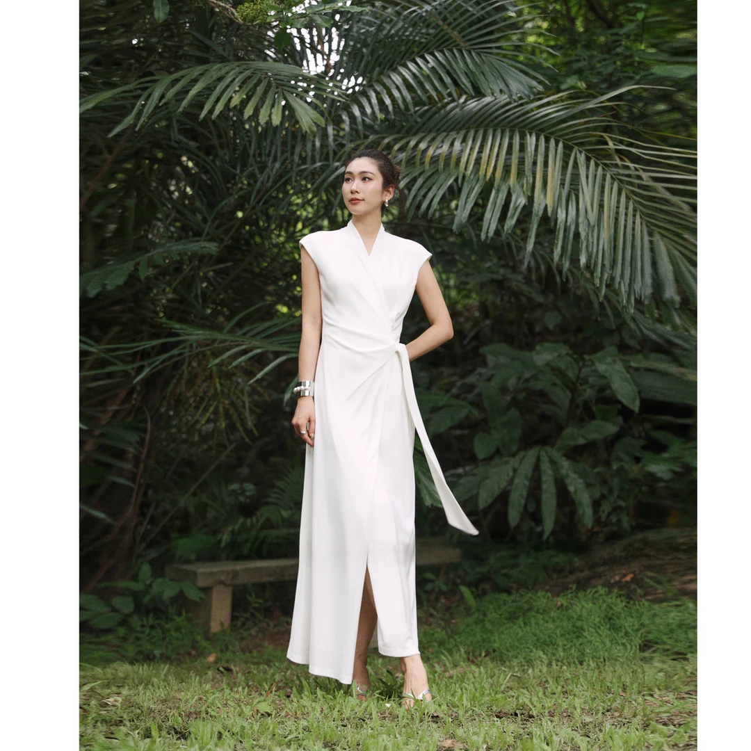 LYNEE 【黑标系列】茧光 醋酸针织连衣裙新款连身袖LGD2FST048