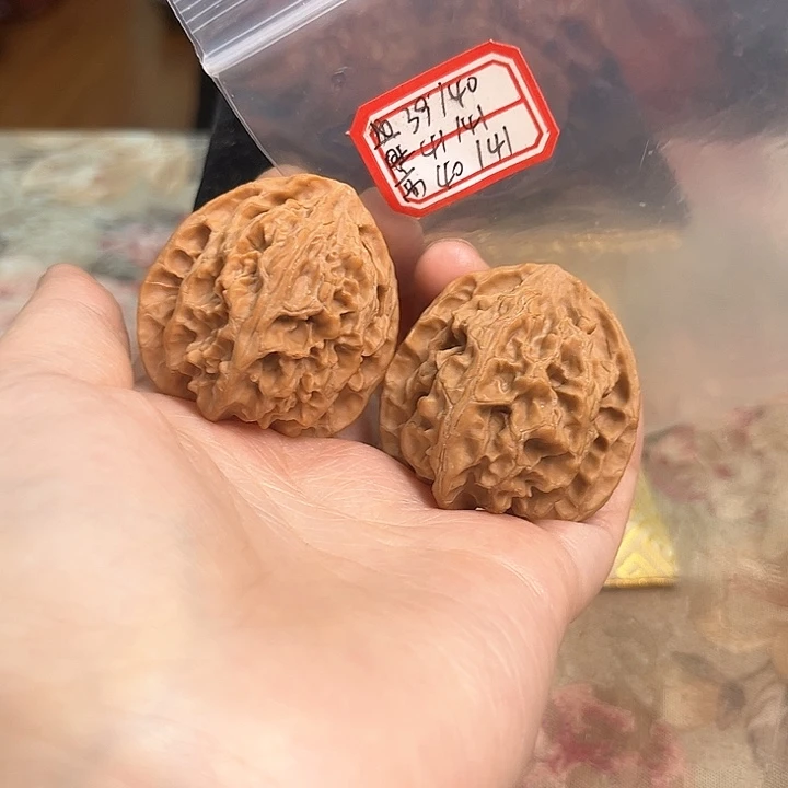 把件文玩核桃苹果园