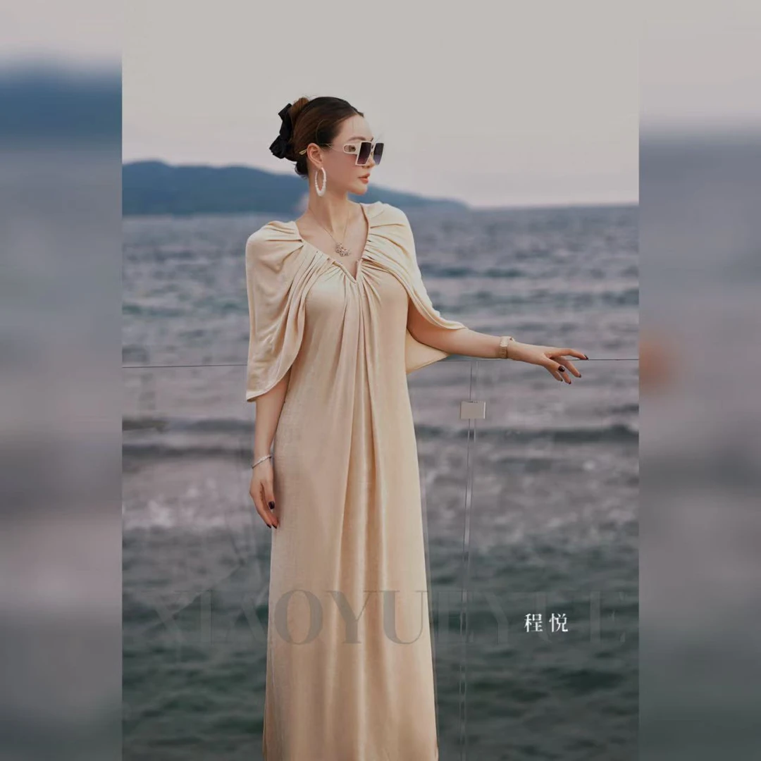 程悦夫妇【缪斯女神】A-02182女神气质可两穿时尚设计感斗篷连衣裙