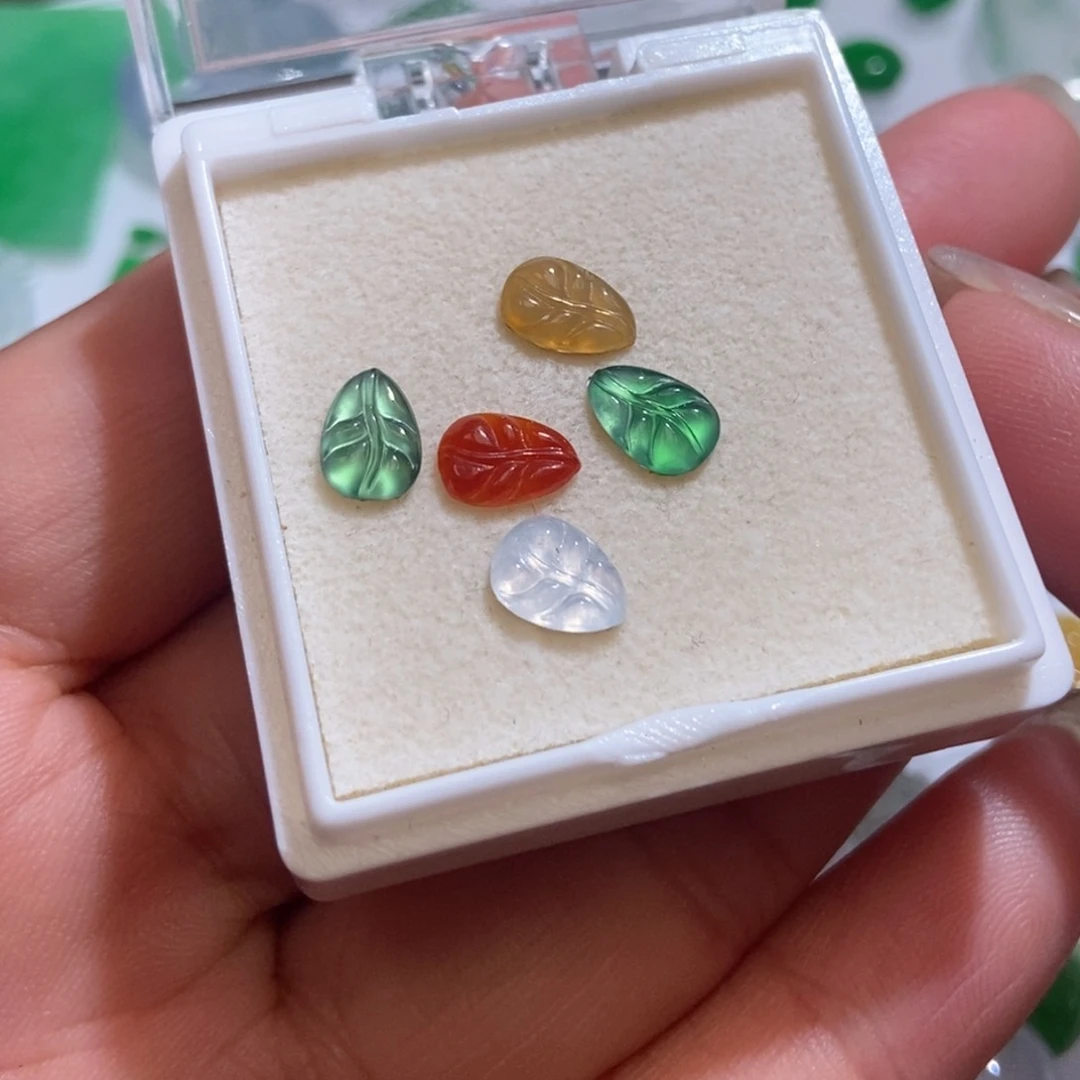 未镶嵌定制翡翠翡翠