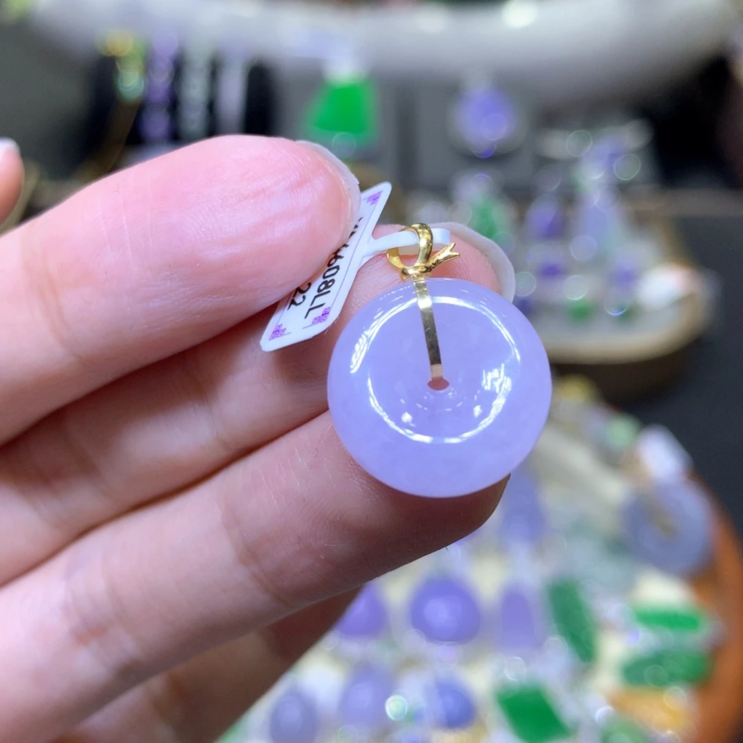 【闪购商品】翡翠颈饰18K金镶嵌翡翠吊坠项链