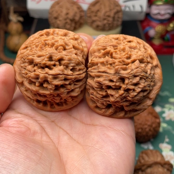 【闪购商品】把件文玩核桃48水龙纹