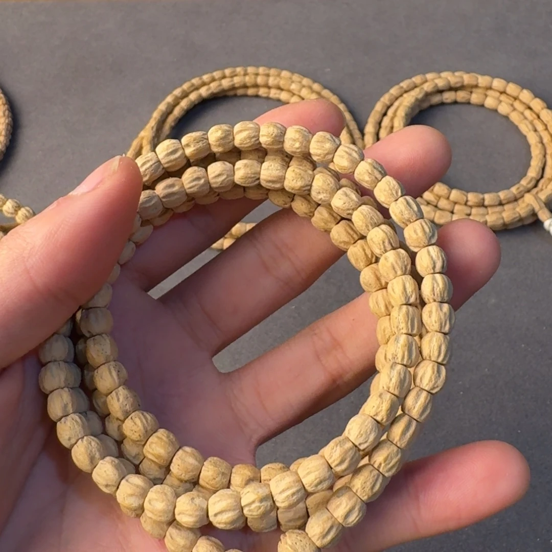 汉***鲁柏香籽/百香籽吊坠