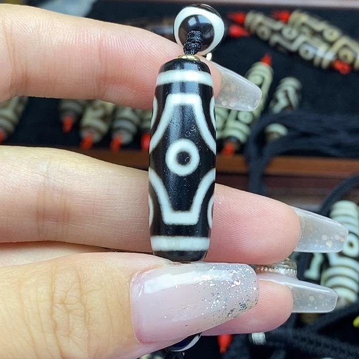 微***叔玛瑙/玉髓未镶嵌颈饰