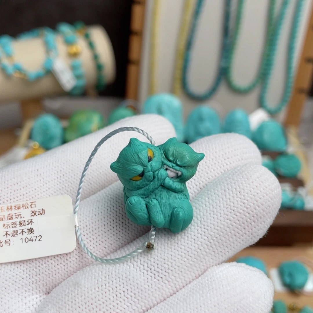 未镶嵌绿松石玉化干架猫
