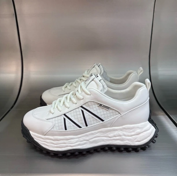 2025男士夏季新款超轻爆米花底真皮休闲