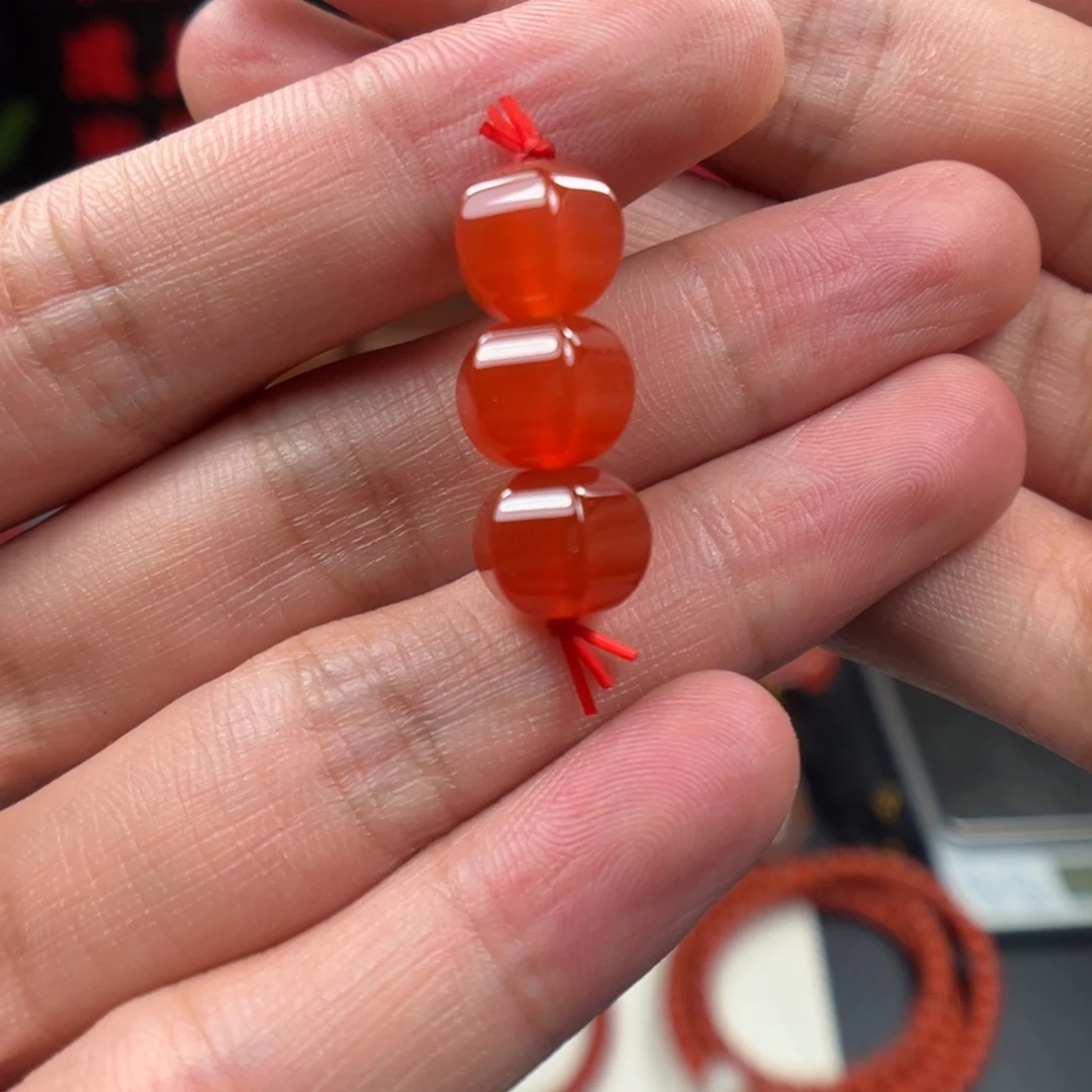 颈饰未镶嵌南红玛瑙