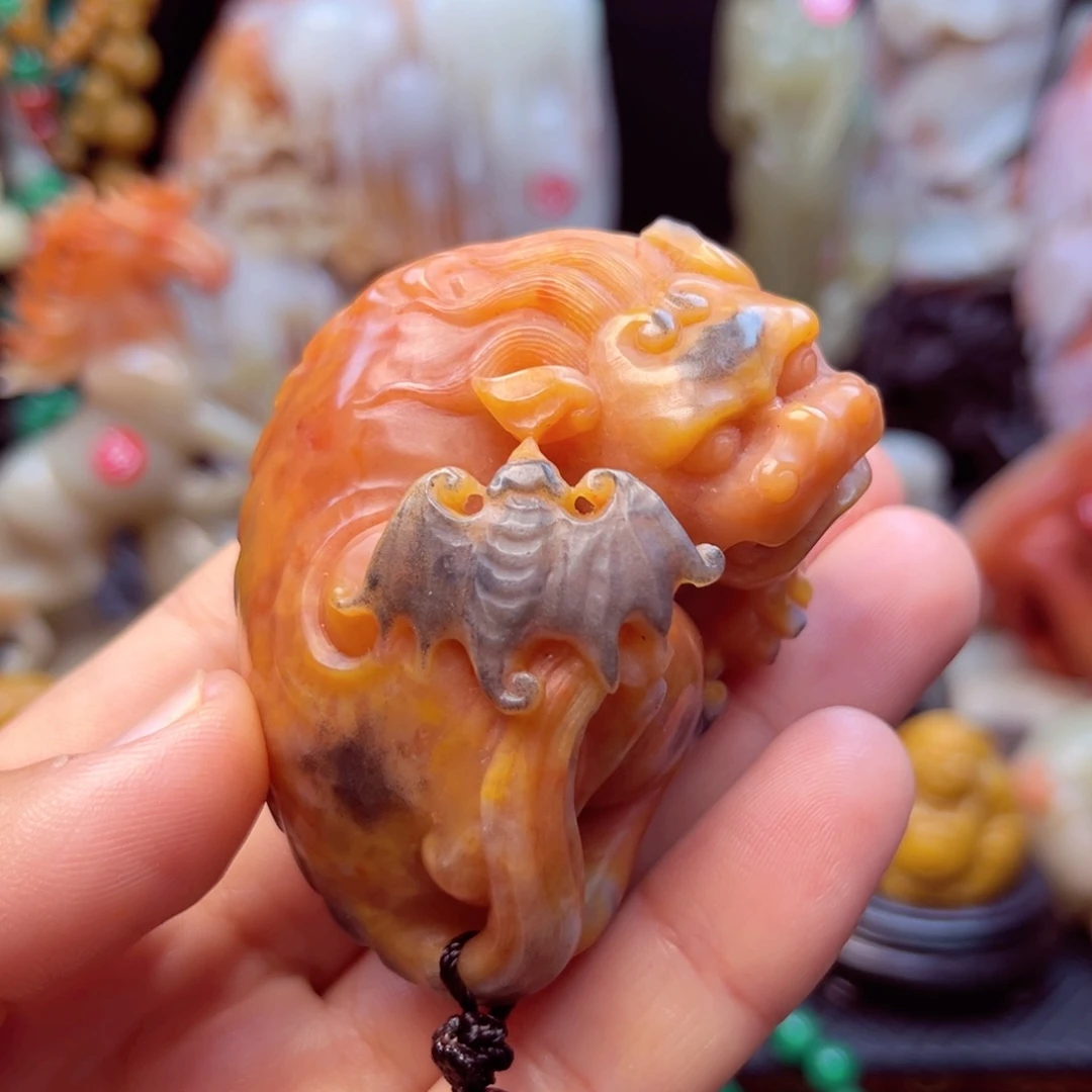 寿山石貔貅手玩件