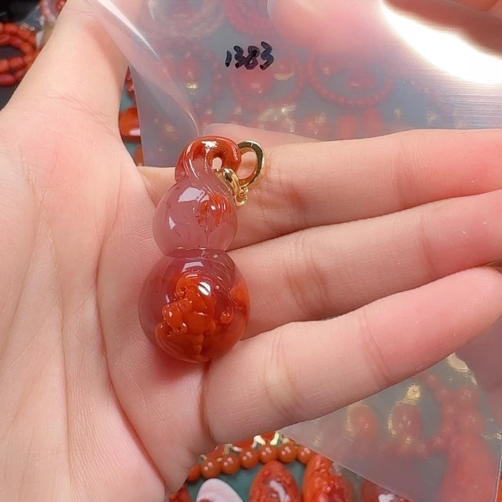 南红玛瑙银S925镶嵌吊坠