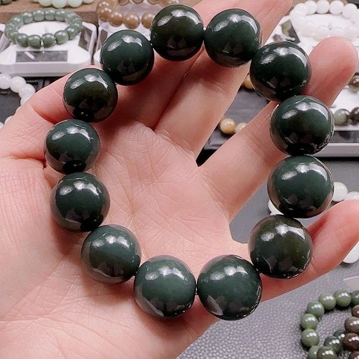 和田玉手串未镶嵌