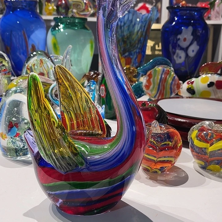 朝**间纯手工制作琉璃产品