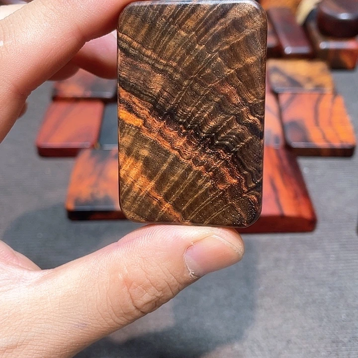 头***）大红酸枝1111111111