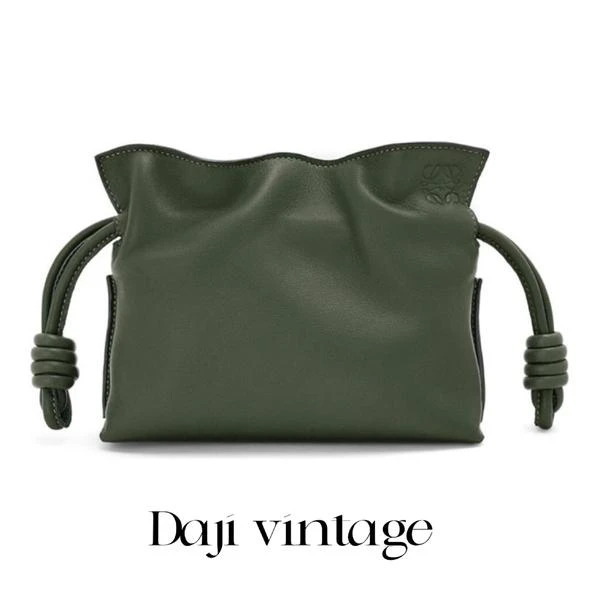 大吉中古/loewe罗意威橄榄绿抽绳福袋斜挎包