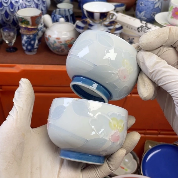 他家瓷器真美…开播了
