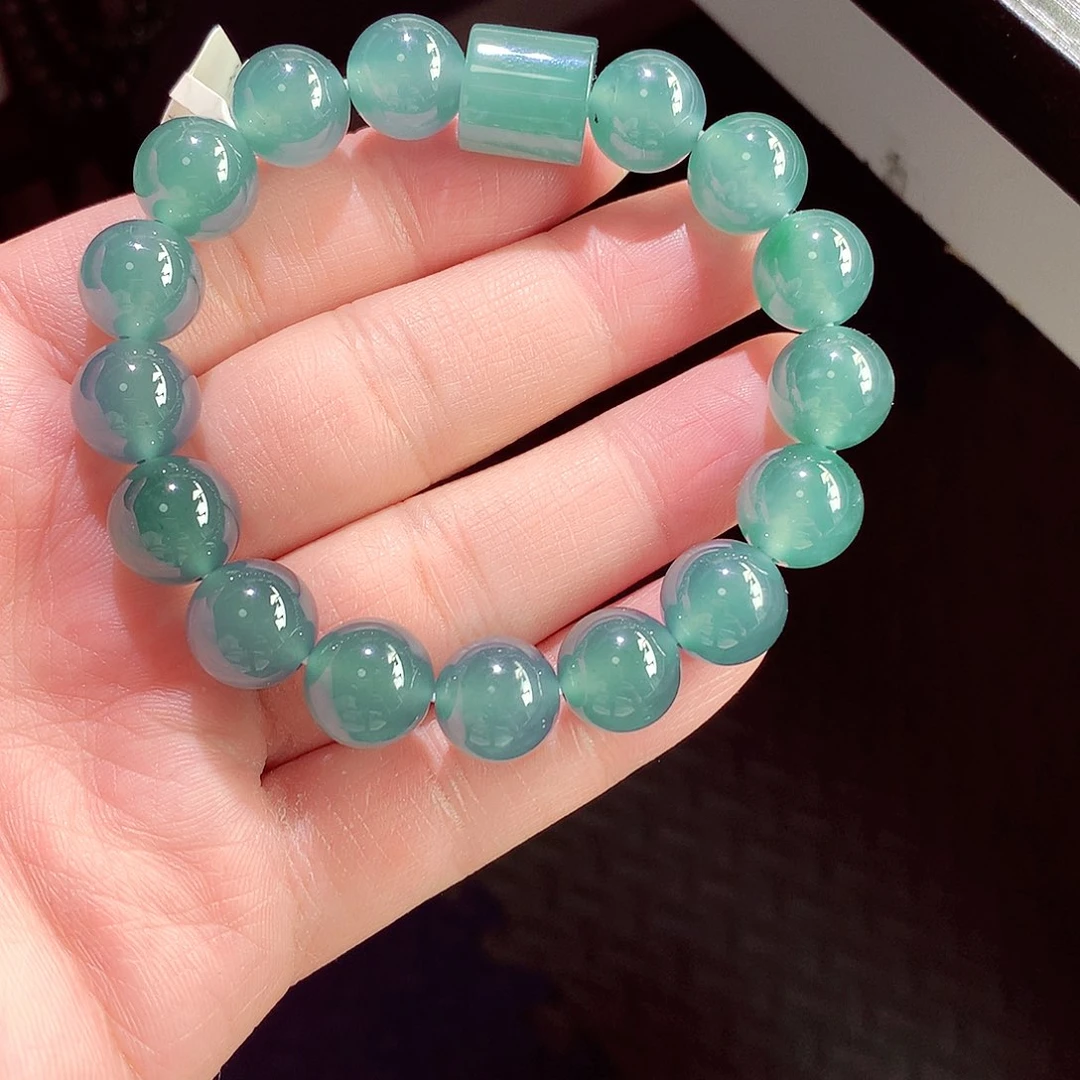 翡翠手链未镶嵌诚**的天然翡翠手链未镶嵌