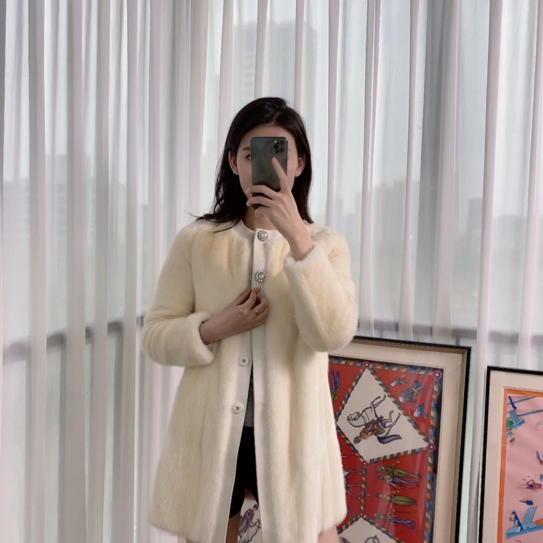 95新 MIU MIU/缪缪 大衣36码白色/250330VDYFY78