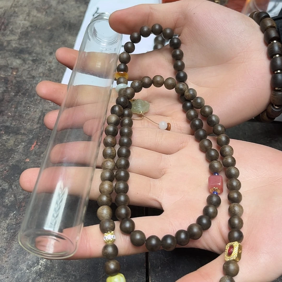 大叶紫檀（黑酸枝木类）