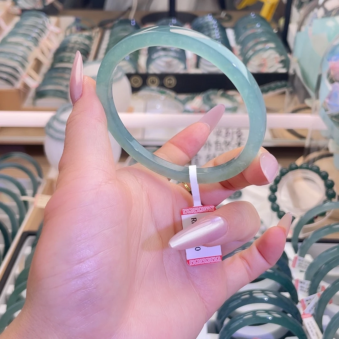 翡翠未镶嵌手镯57-58圈