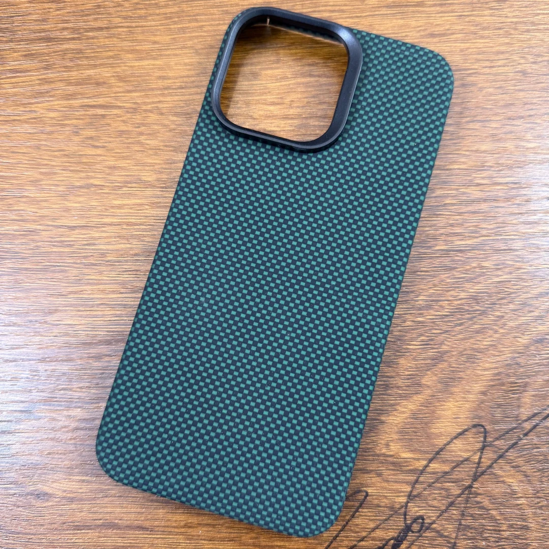 准新品  叭叭叭发发发【瑕疵瑕疵瑕疵】芳纶纤维凯夫拉手机壳