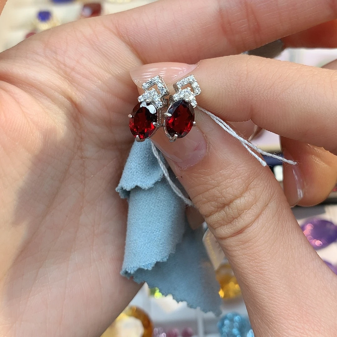 石榴石耳饰银S925镶嵌