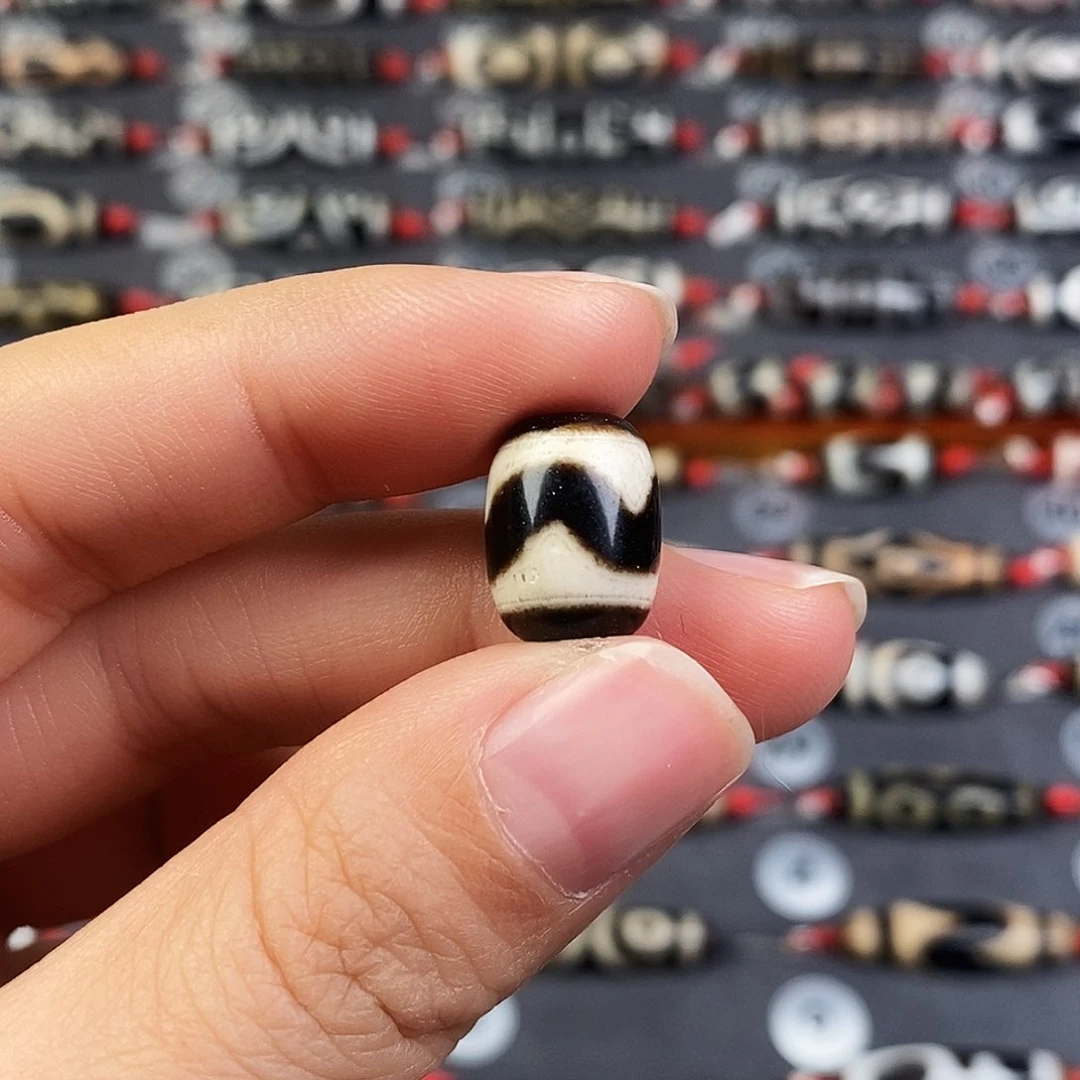 玛瑙/玉髓颈饰未镶嵌劳****?