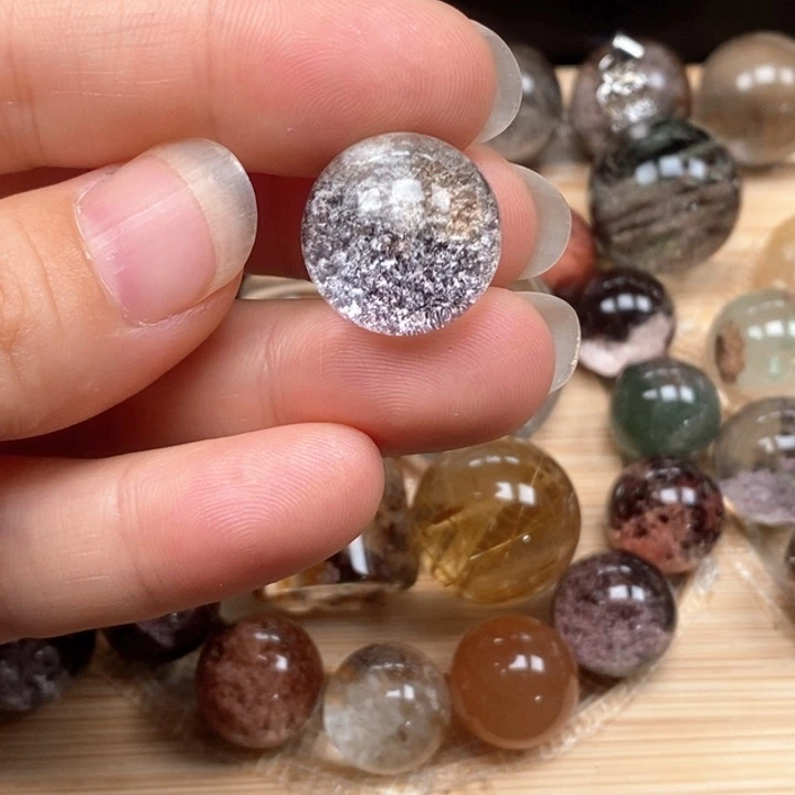 甜****未镶嵌颈饰水晶水晶