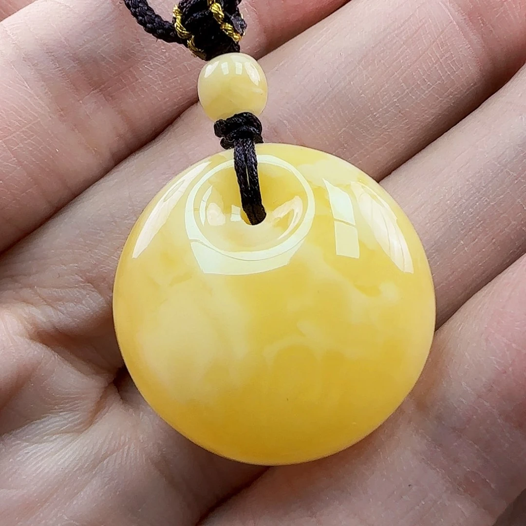 未镶嵌琥珀珠宝奇石