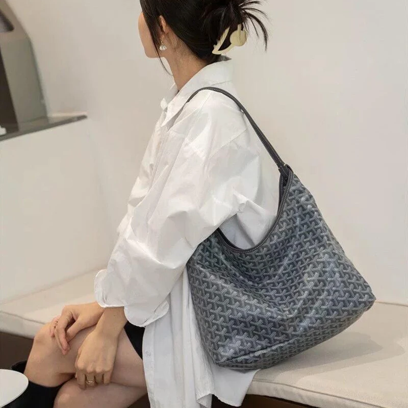 狗牙hobo通勤复古流浪包大容量腋下购物袋单肩子母包妈咪包女