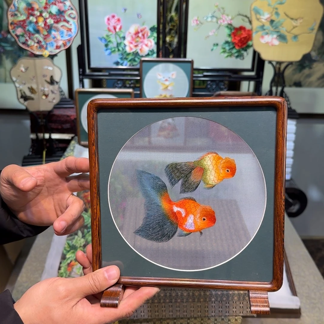 刺绣刺绣工艺精湛