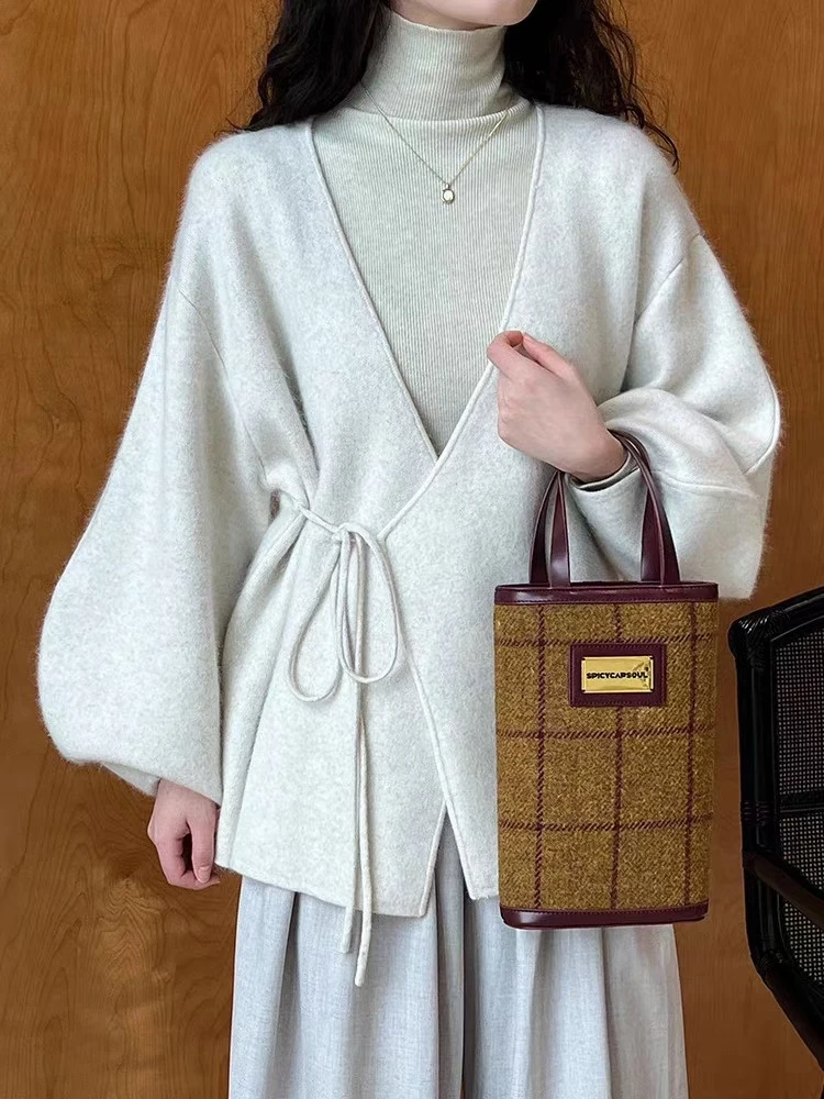 女开衫款V领毛针织衫编织网红春秋民族风国风经典韩版简约百搭