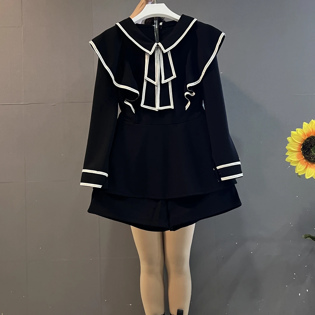 新款法式赫本风荷叶领收腰显瘦上衣➕短裤洋气显瘦两件套