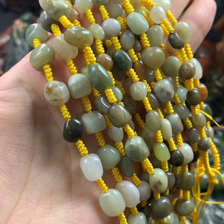 岫岩河磨玉（透闪石质玉）手把未镶嵌