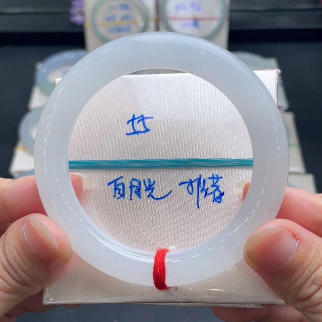 未镶嵌手镯翡翠翡翠手镯
