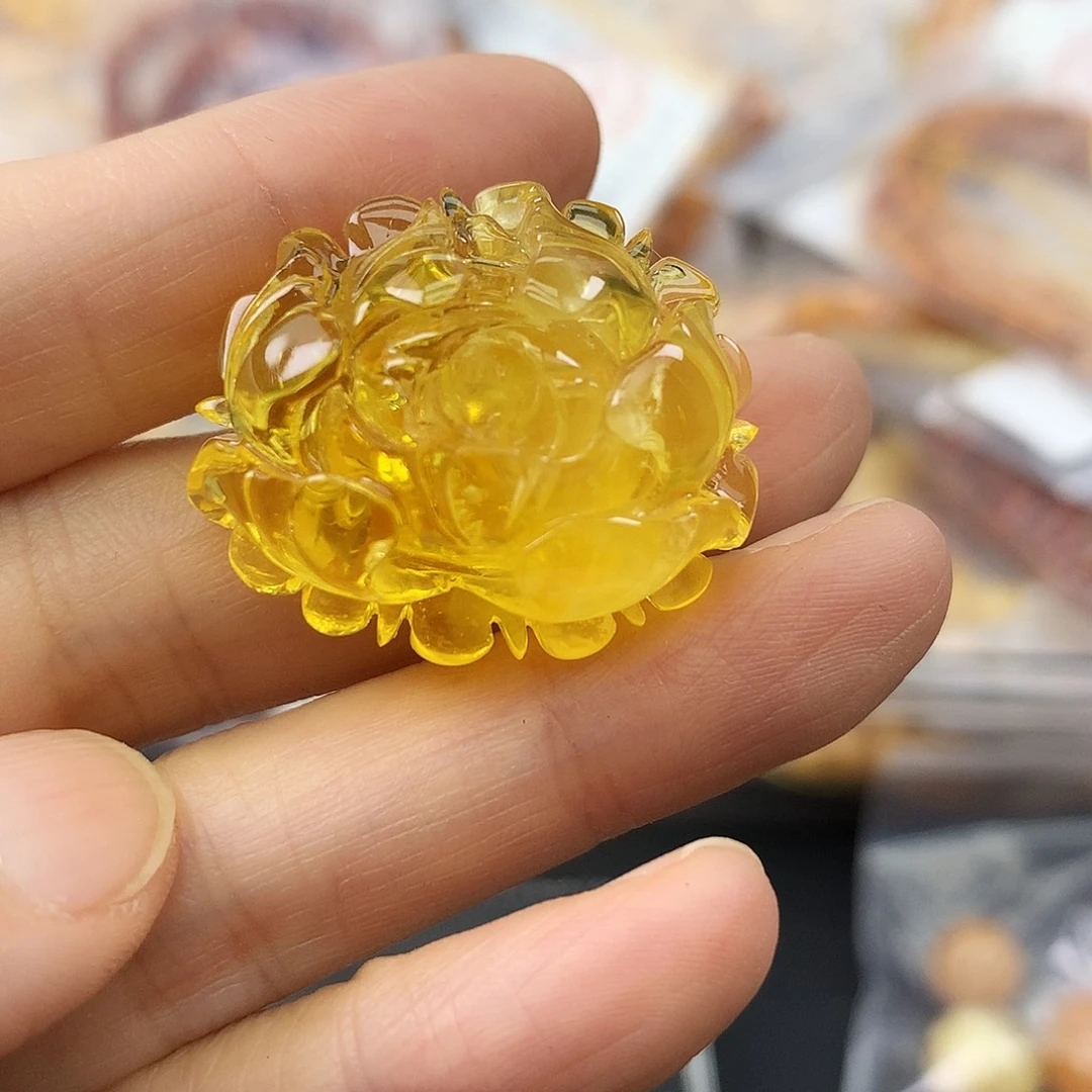 琥珀未镶嵌珠宝奇石