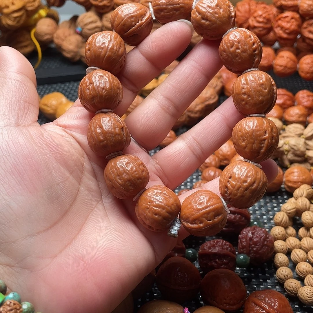 文玩核桃手串光头