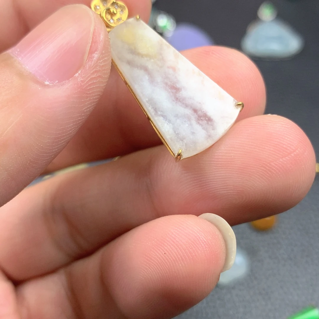 【闪购商品】翡翠18K金镶嵌颈饰铃**姐翡翠