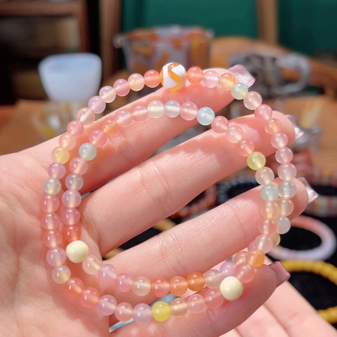 玛瑙/玉髓珠串未镶嵌东**川