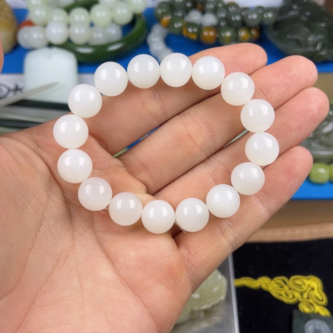 和田玉未镶嵌颈饰和田玉白玉12毫米左右