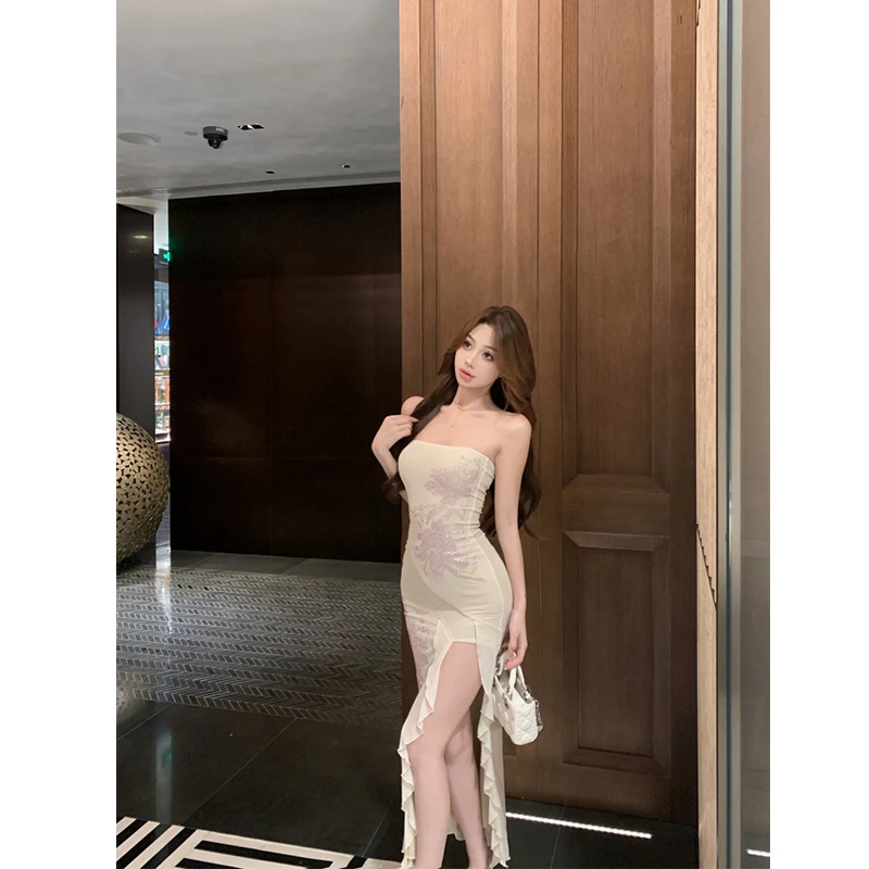 茉莉白茶 纯欲风辣妹烫钻抹胸连衣裙女 夏设计感气质开叉包臀长裙