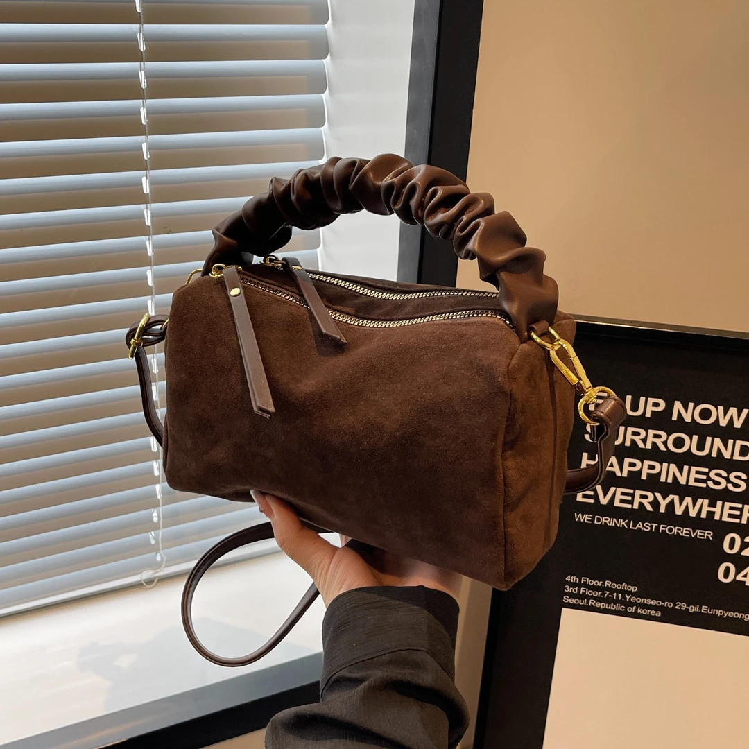 新款时尚美拉德休闲小方包时尚百搭枕头包大容量通勤单肩斜挎包女