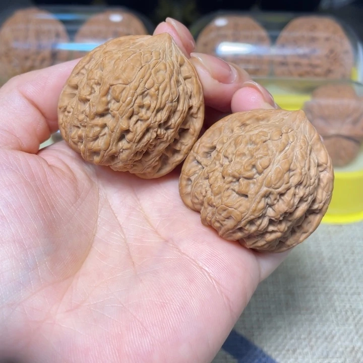 用***9吊坠文玩核桃39绣球