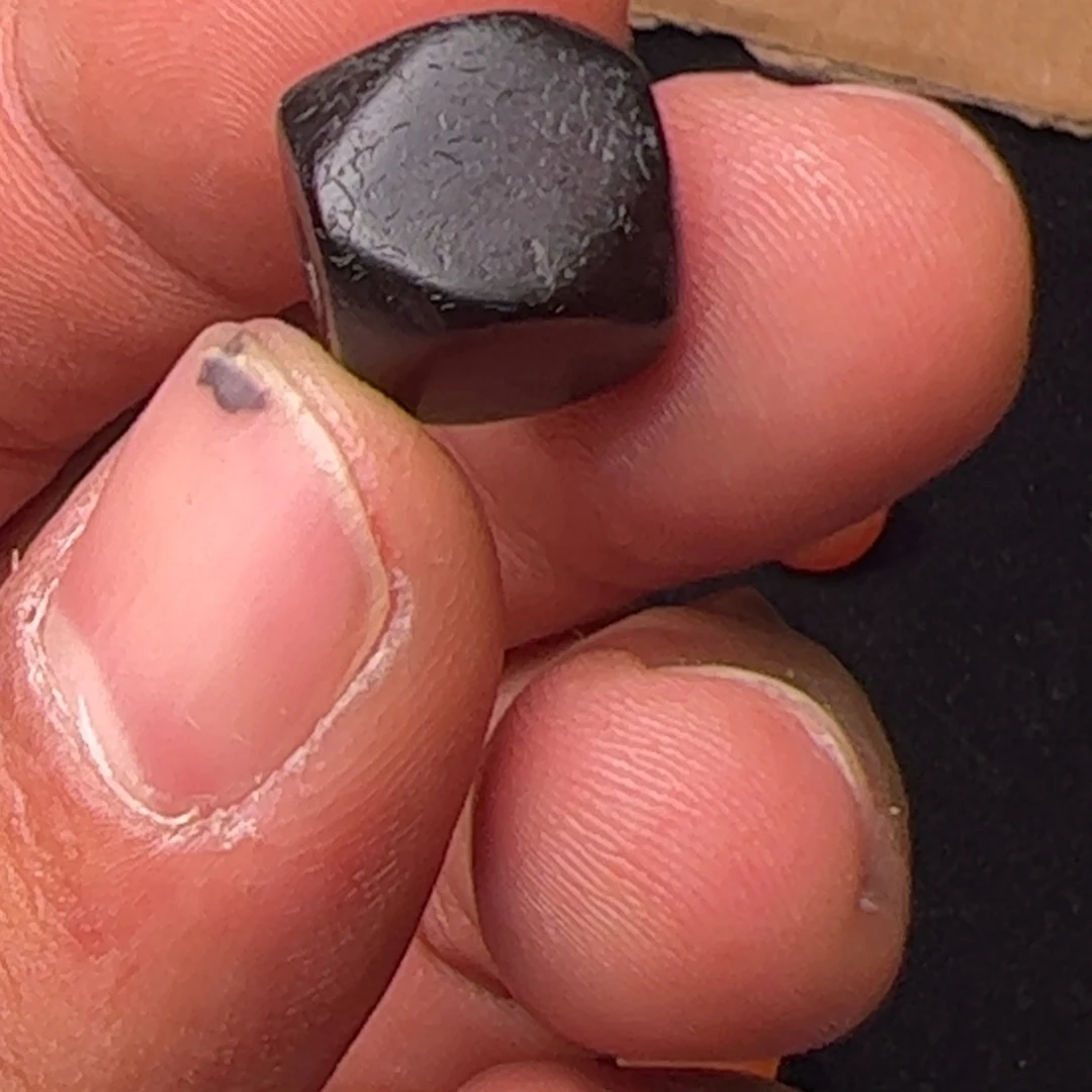 川***芎玛瑙/玉髓未镶嵌配饰