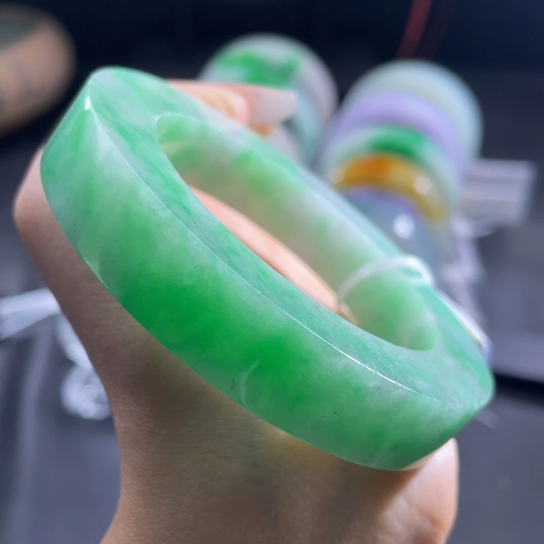 定制翡翠未镶嵌正圈