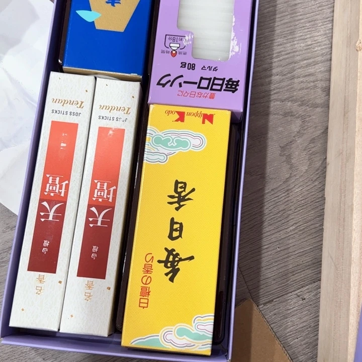 J***许新亿阁杂项无售后