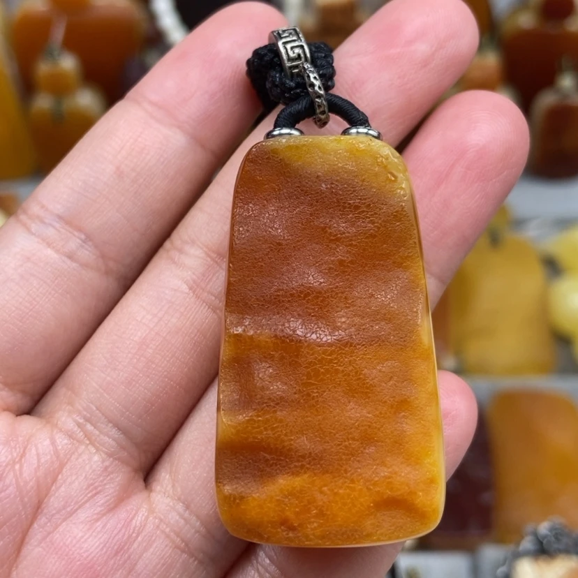 【闪购商品】未镶嵌颈饰琥珀